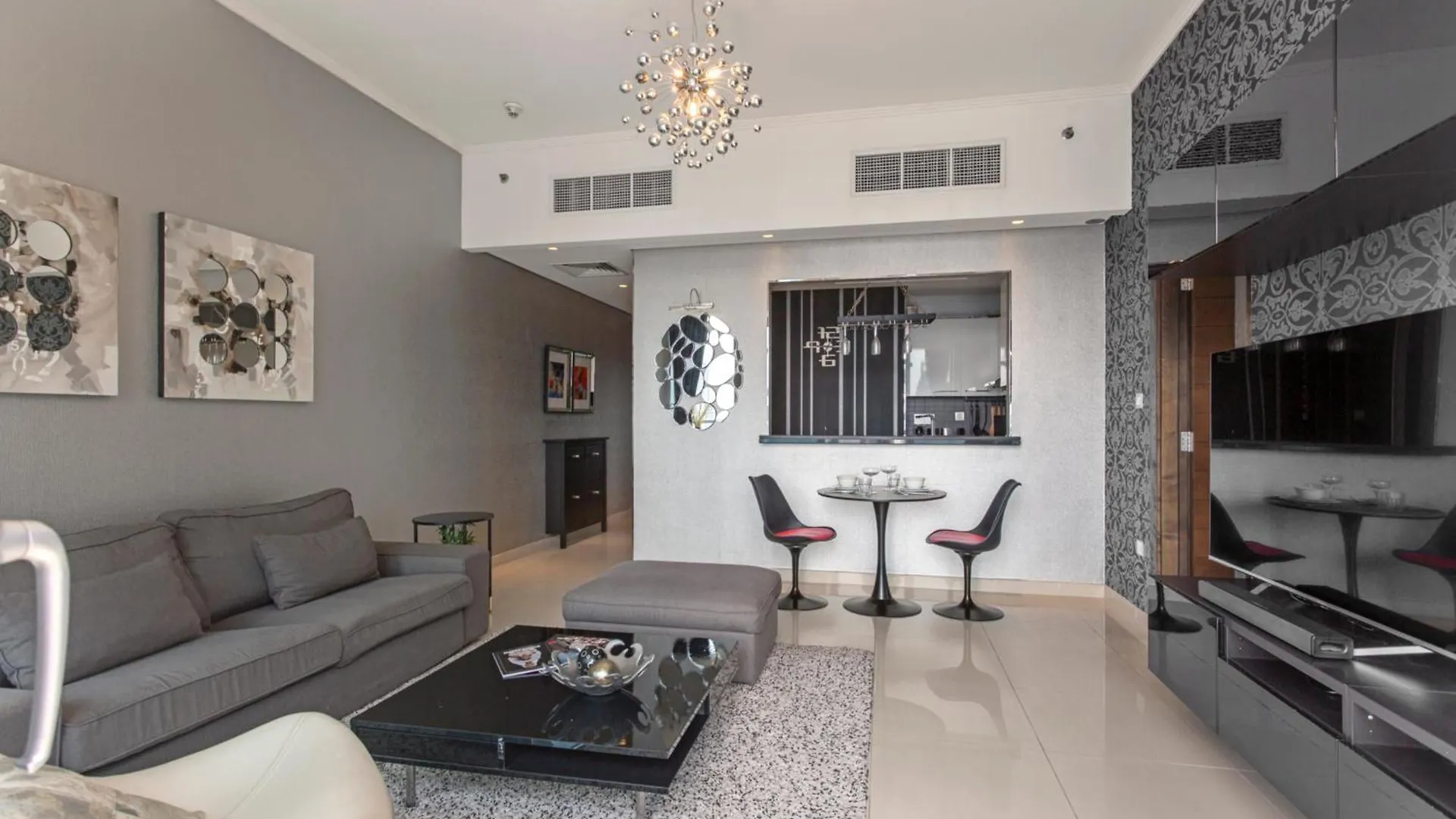 Classy 1 Bedroom Apartment With Marina View Dubai United Arab Emirates