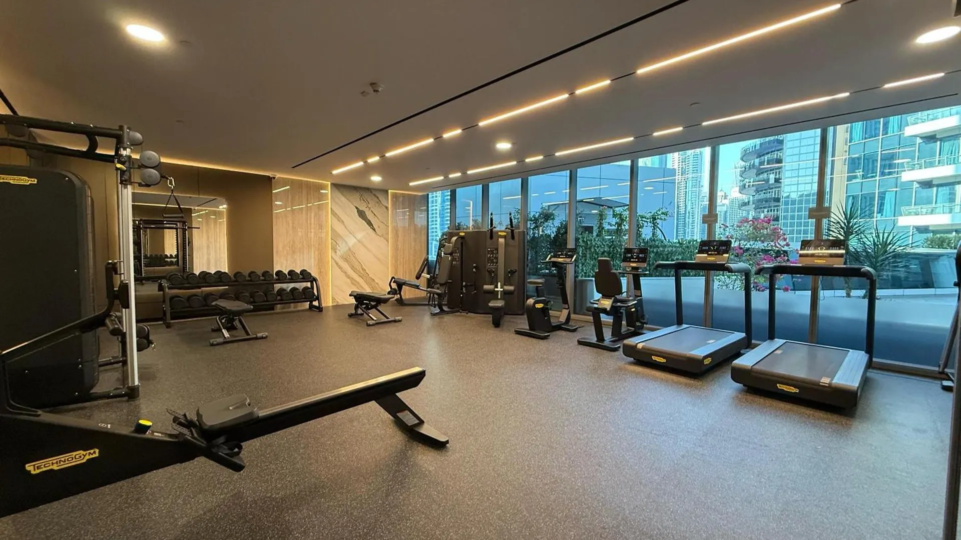 Classy 1 Bedroom Apartment With Marina View Dubai United Arab Emirates